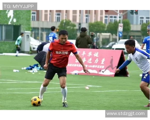 聚焦足球：上海足球队的力量话题